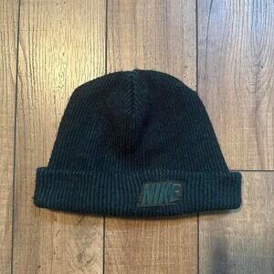 Vintage 90s‎ Nike green and black beanie toque